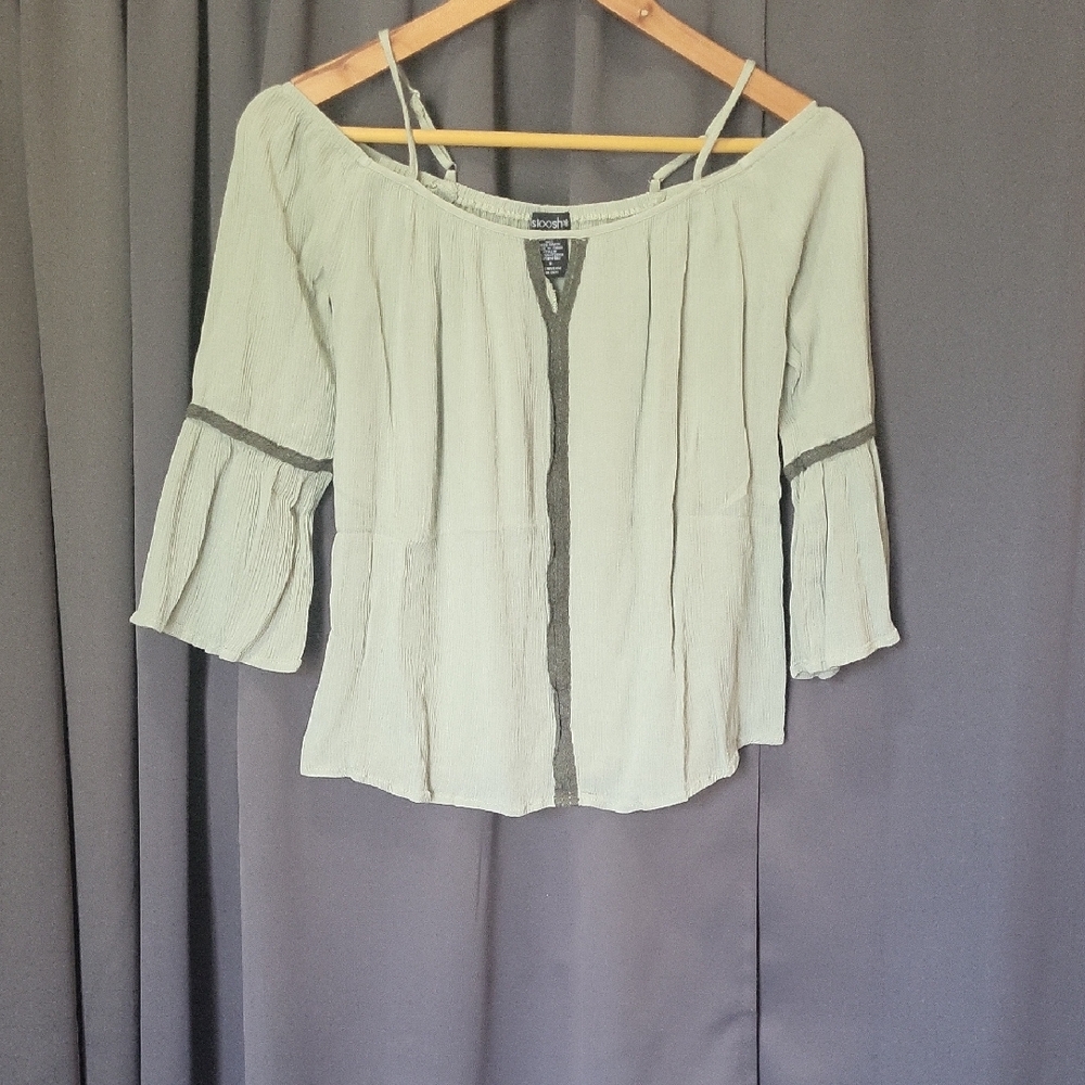 Women's Off-Shoulder Top in Green